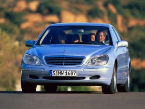 Mercedes-Benz S320 1998 года